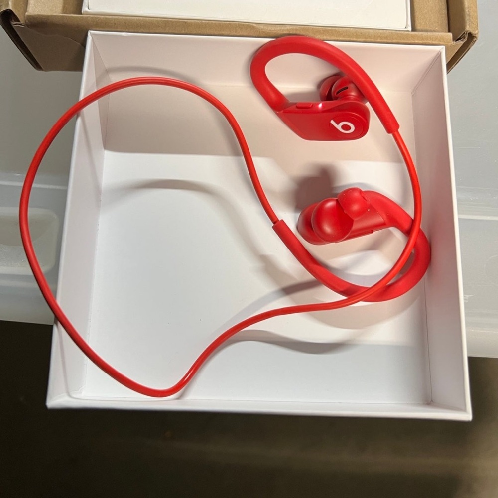Red PowerBeats